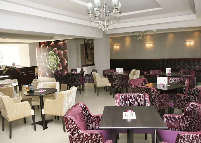 Assembly 3* Aghíalosz